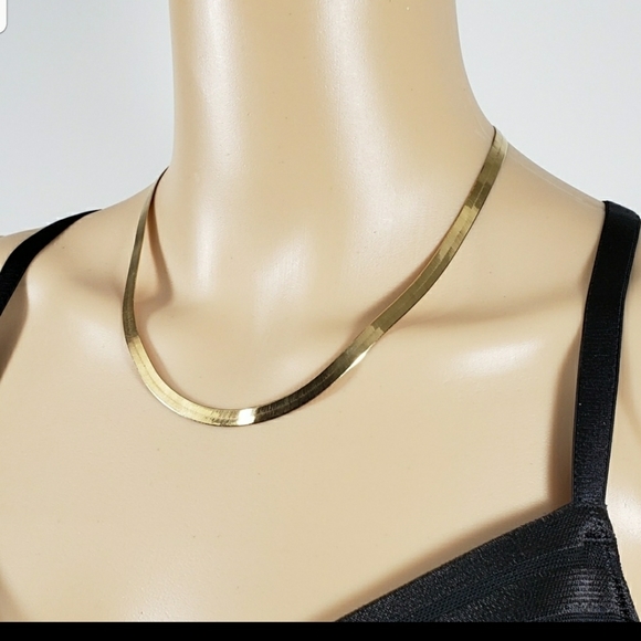 Beautiful YELLOW GOLD 14K 18" herringbone necklace - Picture 3 of 6